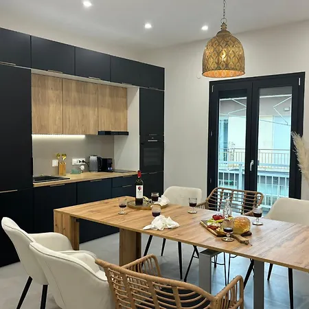 Eva Ommm * Limenas (Thasos)