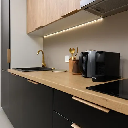 Apartament Eva Ommm *